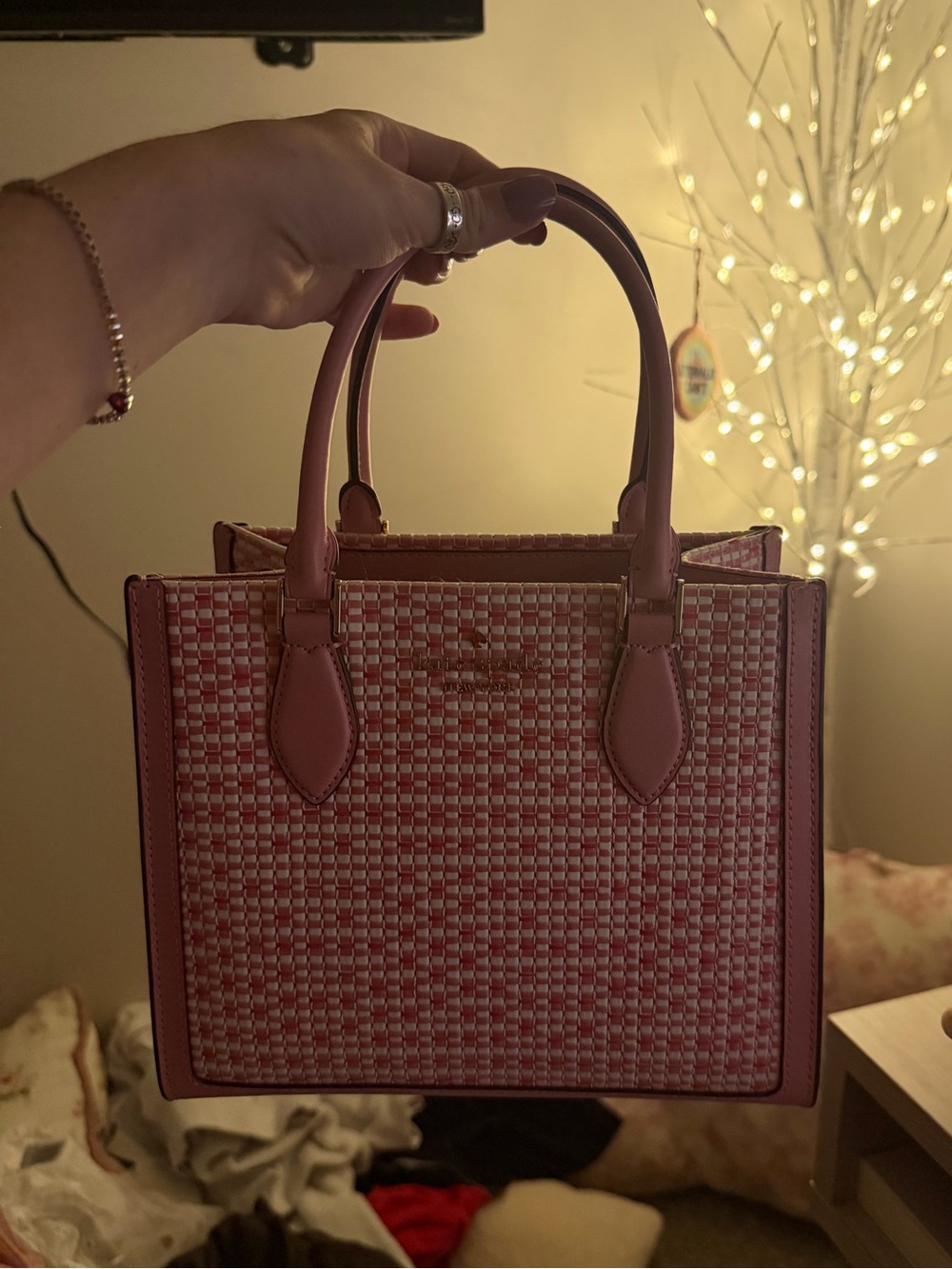 KATE SPADE!! brand new, with long strap included. CURRENT STYLE!
